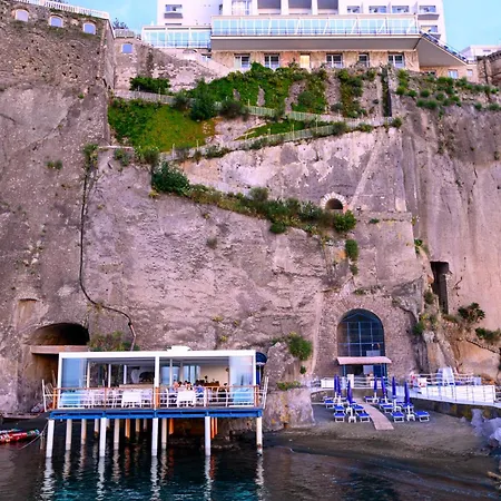 Parco Dei Principi Сорренто