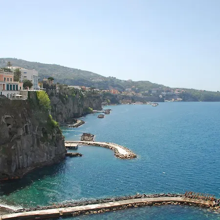 パルコ デイ プリンチピ 5* ソレント